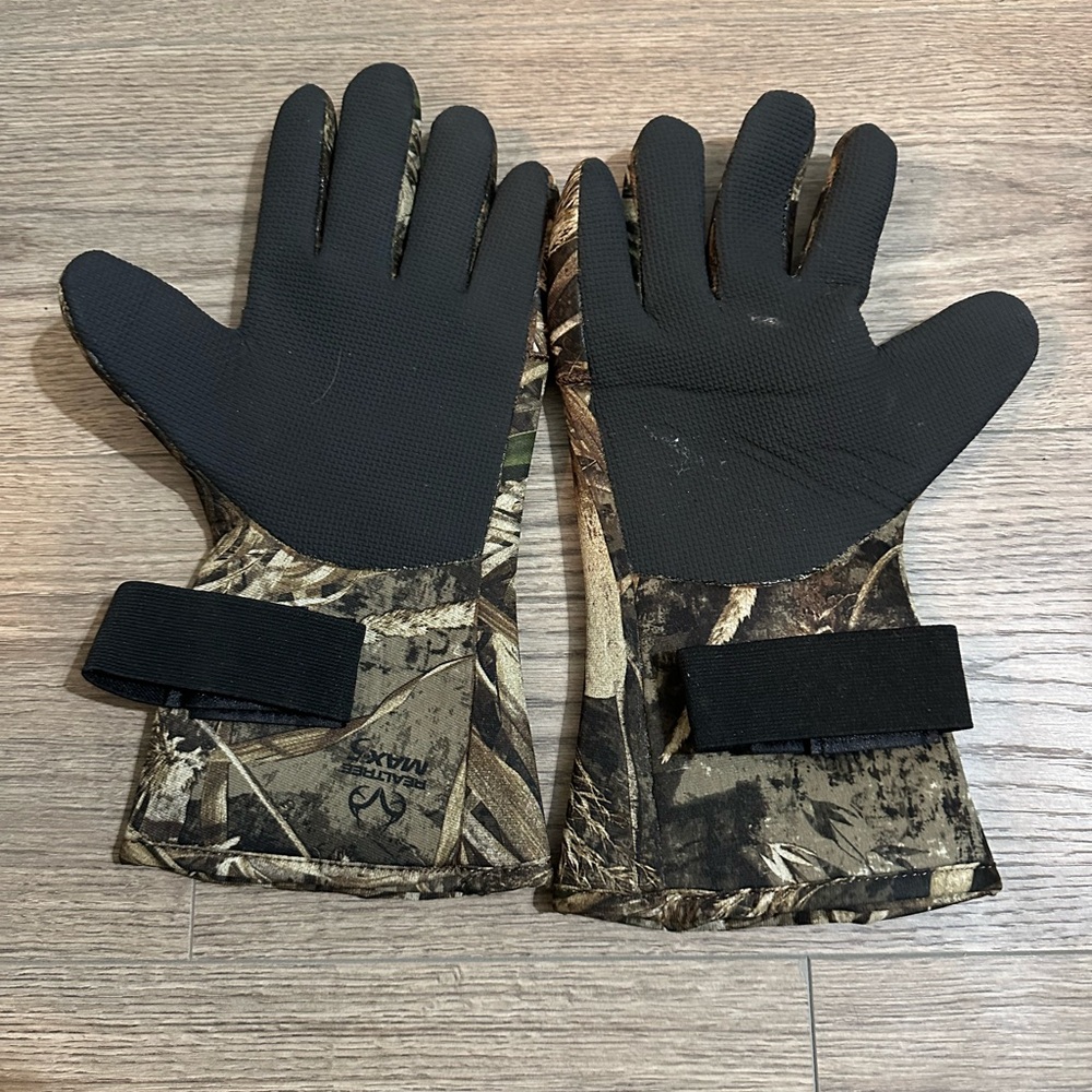 Gift Bundle - image 8